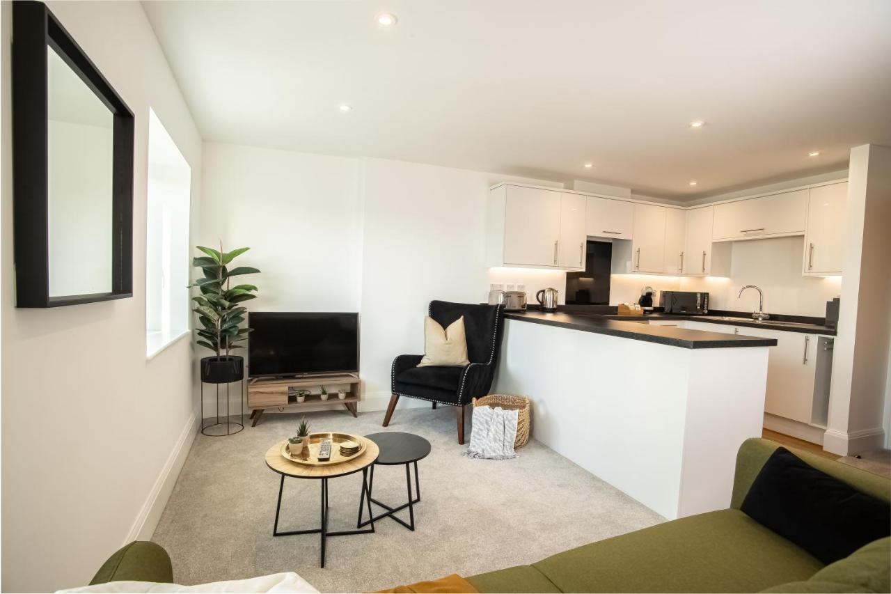 Boutique Apartments Torquay Overlooking Harbour - Near Babbacombe & Beach Exterior photo